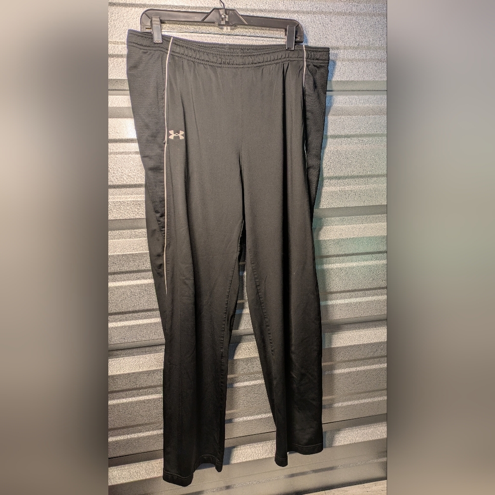 Under Armour Men's Charcoal Joggers Size Large